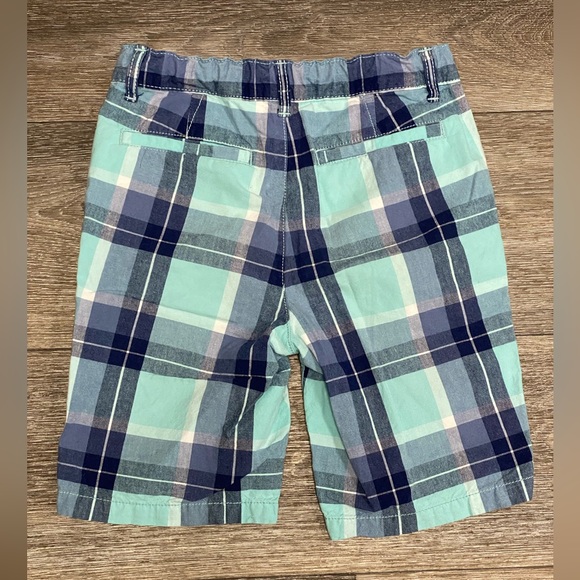 ⭐️3 for $20 Boys Children’s Place Plaid Chino Shorts in size 8 - Picture 2 of 4